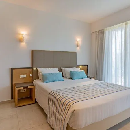Minos Hotel Rétino